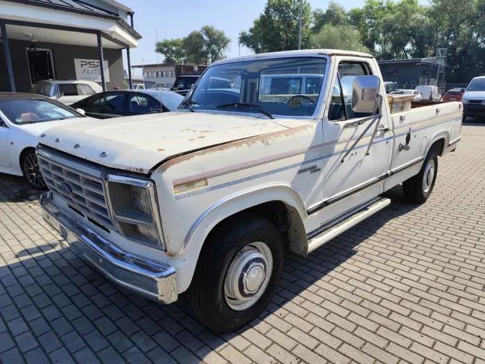 Ford F 350 OLDTIMER CUSTOM 6.6L V8 1980 2WD VOLL FAHR
