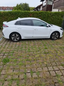 Hyundai IONIQ 1.6l GDi PLUG-IN HYBRID Premium Premium