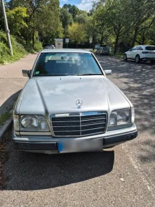Mercedes-Benz W124  280E Baujahr 12/92 TÜV...