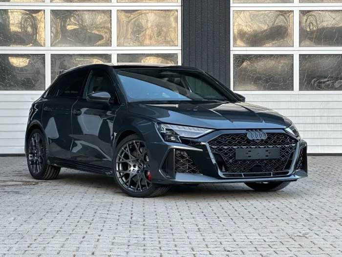 Audi RS3 SPORTBACK FULL CARBON HUD 360 RS DESIGN