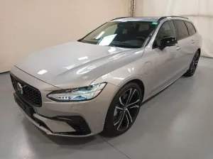Volvo V90 T8 Ultra Dark Plug-In Hybrid AWD*VOLL