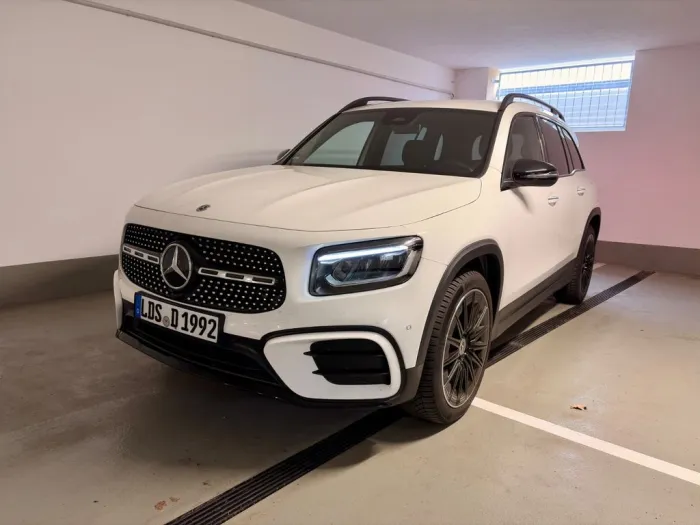 Mercedes-Benz GLB 200 AMG NIGHT MB100 Garantie 20 Zoll