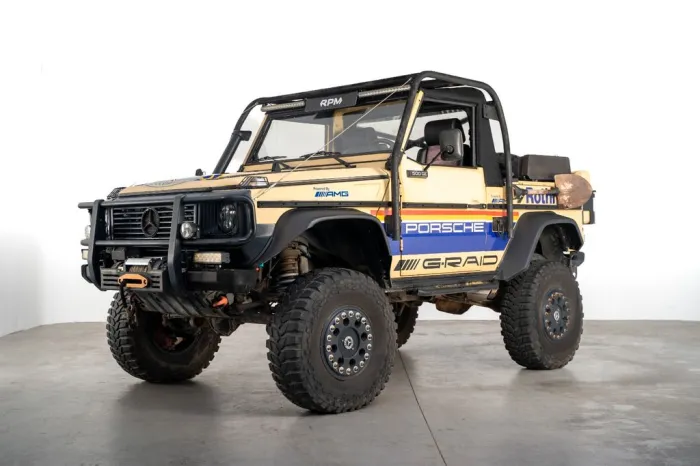 Mercedes-Benz G 500 