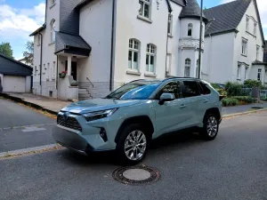 Toyota RAV 4 2.5 Hybrid Lounge 