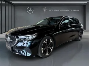 Mercedes-Benz E 300 de T Avantgarde+LED+SUPERSCR+HuD+AHK+PANO
