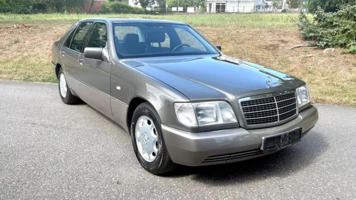 Mercedes-Benz 400 SE V8 Limousine W140 S-K...