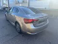 Toyota Avensis 1,8-l-Valvematic,Autom.,Navi,Kamera