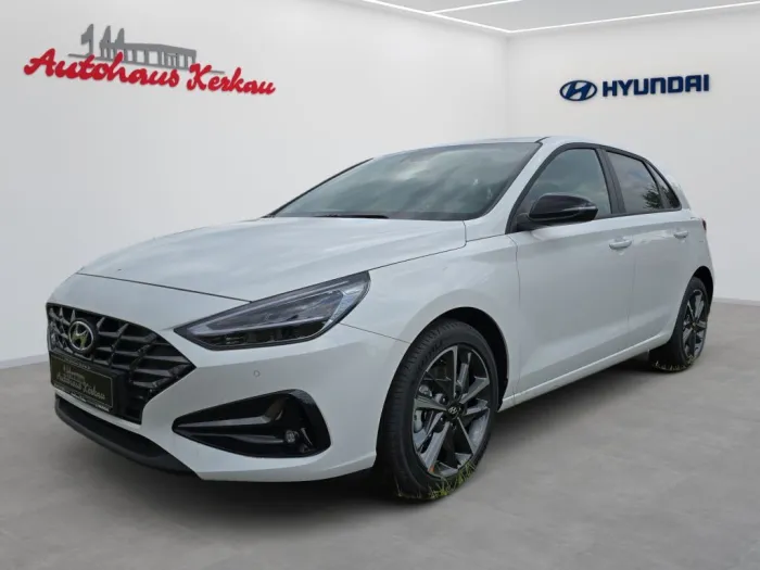 Hyundai i30 1.0 T-GDI DCT Connect & Go+LED+Navi+EPH v+h