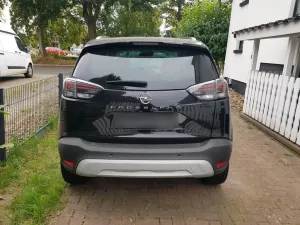 Opel ich biete einen Opel Crossland  Ultimate N...