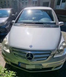 Mercedes-Benz Mercedes Benz B200