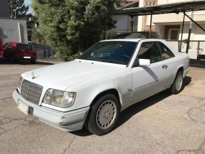 Mercedes-Benz Mercedes-benz 200 CE Coupé ASI