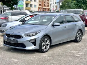 Kia cee'd / CEED SPORTSWAGON SPIRIT*MOD.2019+AHK