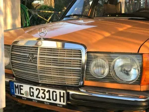 Mercedes-Benz 240
