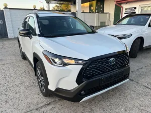 Toyota Corolla Cross 2.0- Allrad Schiebedach LED