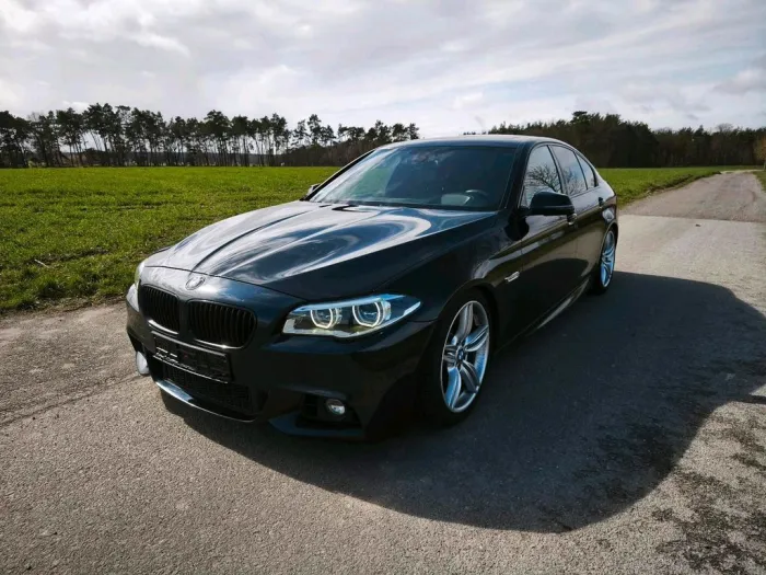 BMW F10 535i Facelift/M-Paket/HUD/8-fach B...