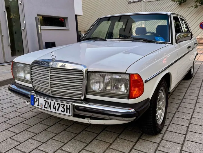 Mercedes-Benz Mercedes 300 D W123 Klima Temp AHK el.FH C...