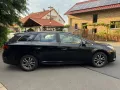 Toyota Avensis 1,8-l-Valvematic Comfort Touring Spo...