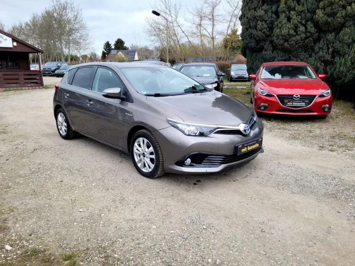 Toyota Auris Hybrid Edition-S+ *SEHR GEPFLEGT*