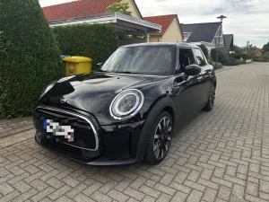 MINI Cooper 5-T Aut. Alu Navi Metallic