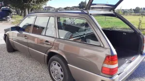 Mercedes-Benz Mercedes Benz W124 250TD (Kombi)
