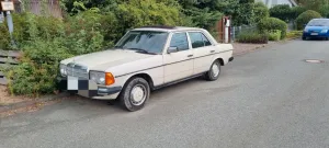 Mercedes-Benz 240