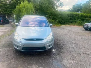 Ford S Max Benzin
