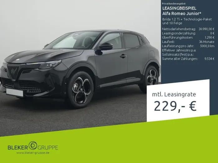 Alfa Romeo Junior Ibrida 1.2 Ti + Technologie-Paket und 18