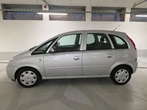 Opel Meriva A Silber 1.6 Automatik  TÜV bi...