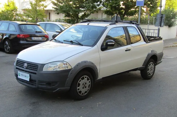 Fiat FIAT Strada 1.3 MJT 95CV Pick-up DC Working