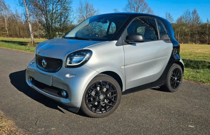 Smart ForTwo 0,9 Turbo 90PS Passion Navi PDC Allwetter