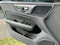Volvo V60 T8 Plug-in Hybrid AWD Plus Dark