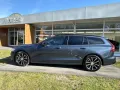 Volvo V60 T8 Plug-in Hybrid AWD Plus Dark