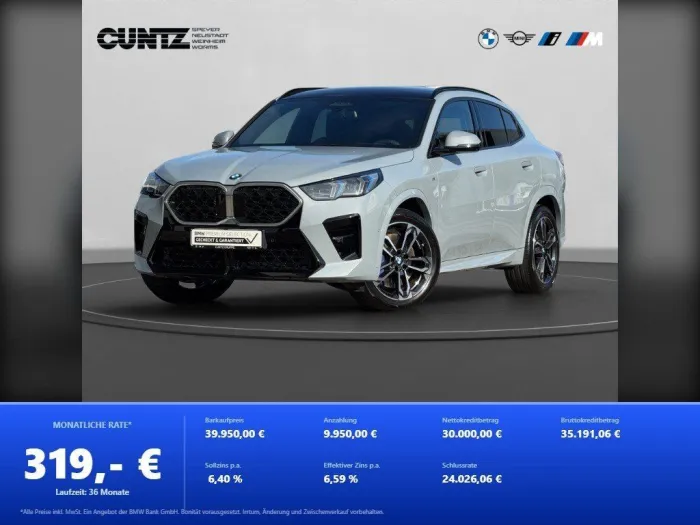 BMW X2 sDrive18d Panorama Anhängerk. IconicGlow Head