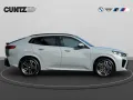 BMW X2 sDrive18d Panorama Anhängerk. IconicGlow Head