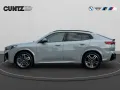 BMW X2 sDrive18d Panorama Anhängerk. IconicGlow Head