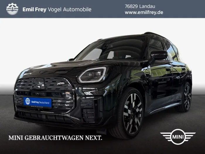 MINI Countryman SE ALL4 John Cooper Works Trim