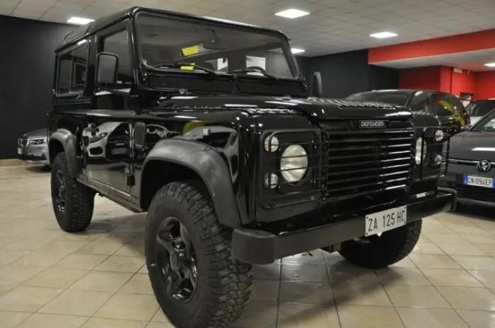 Land Rover LAND ROVER Defender 90 2.5 300 Tdi 6 posti/pelle