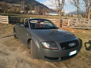 Audi TT Roadster 1.8T quattro 224PS - ASI