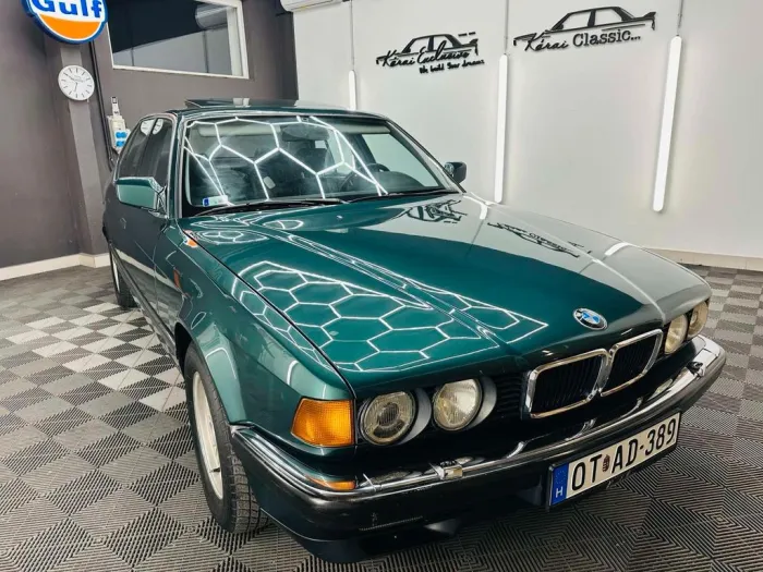 BMW 750i