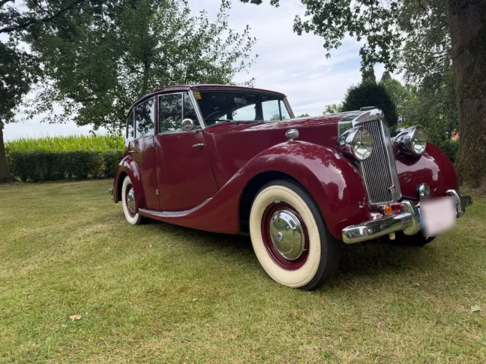 Other Triumph Renown 2000 Salon