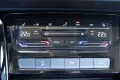 Volkswagen Touran 2.0 TDI R-Line Kamera AHK 
