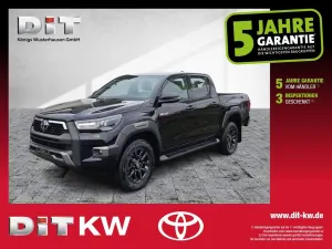 Toyota Hilux 2.8 D-4D 4x4 Double Cab Invincible ACC LED