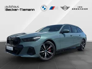 BMW i5 eDrive40 Touring M Sport Pro/IconicGlow/Drivi