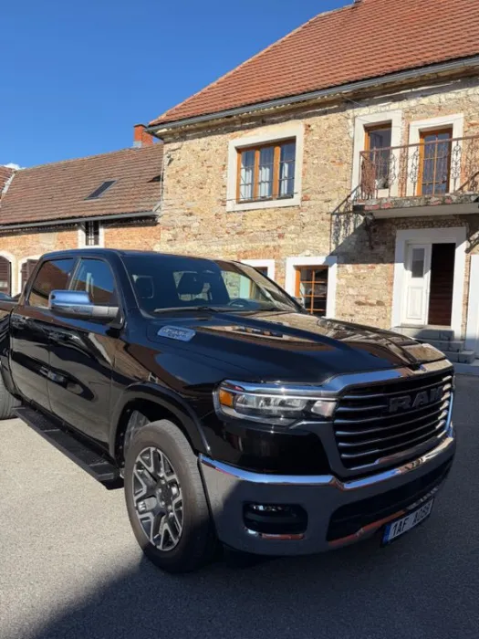 Dodge 2025 RAM 1500 LARAMIE 3.0 TT HURRICANE