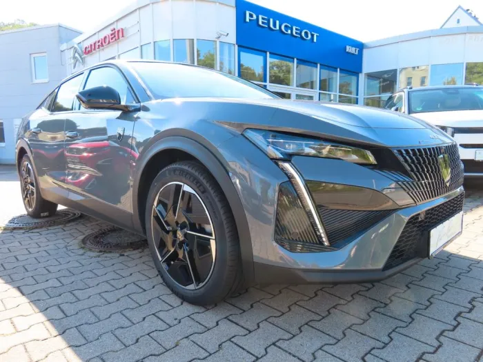 Peugeot 408 GT Hybrid 225*PANO*AHZV*Winterpaket*