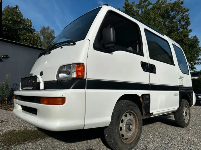 Subaru Libero / 6 Sitzer / Panoramadach
