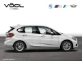 BMW 218i Active Tourer Head-Up Lenkradhzg. Driving A