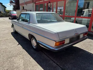 Mercedes-Benz Mercedes Benz 250CE W114 /8 Coupe