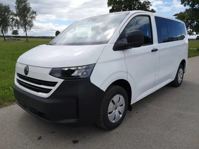 Volkswagen T7 e-Transporter Kombi 9-Sitzer 71 kWh Akku