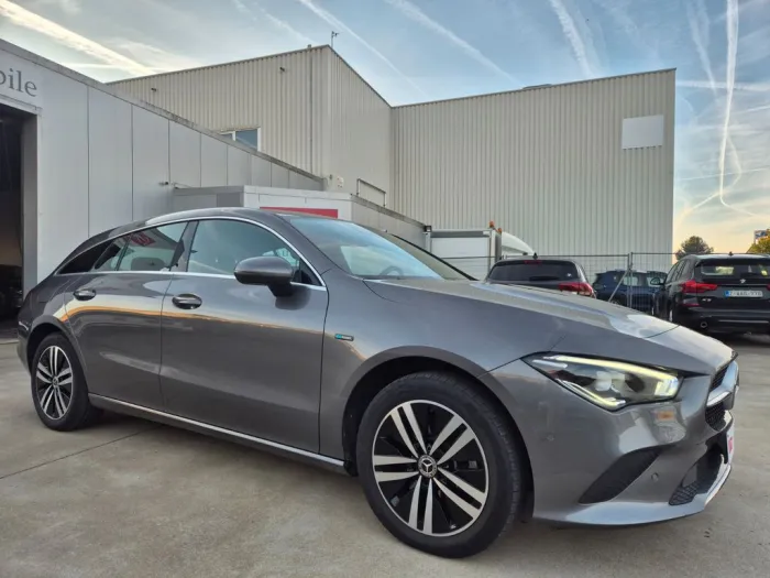 Mercedes-Benz CLA 250 e PHEV // HYBRID // 71.043 KM !!